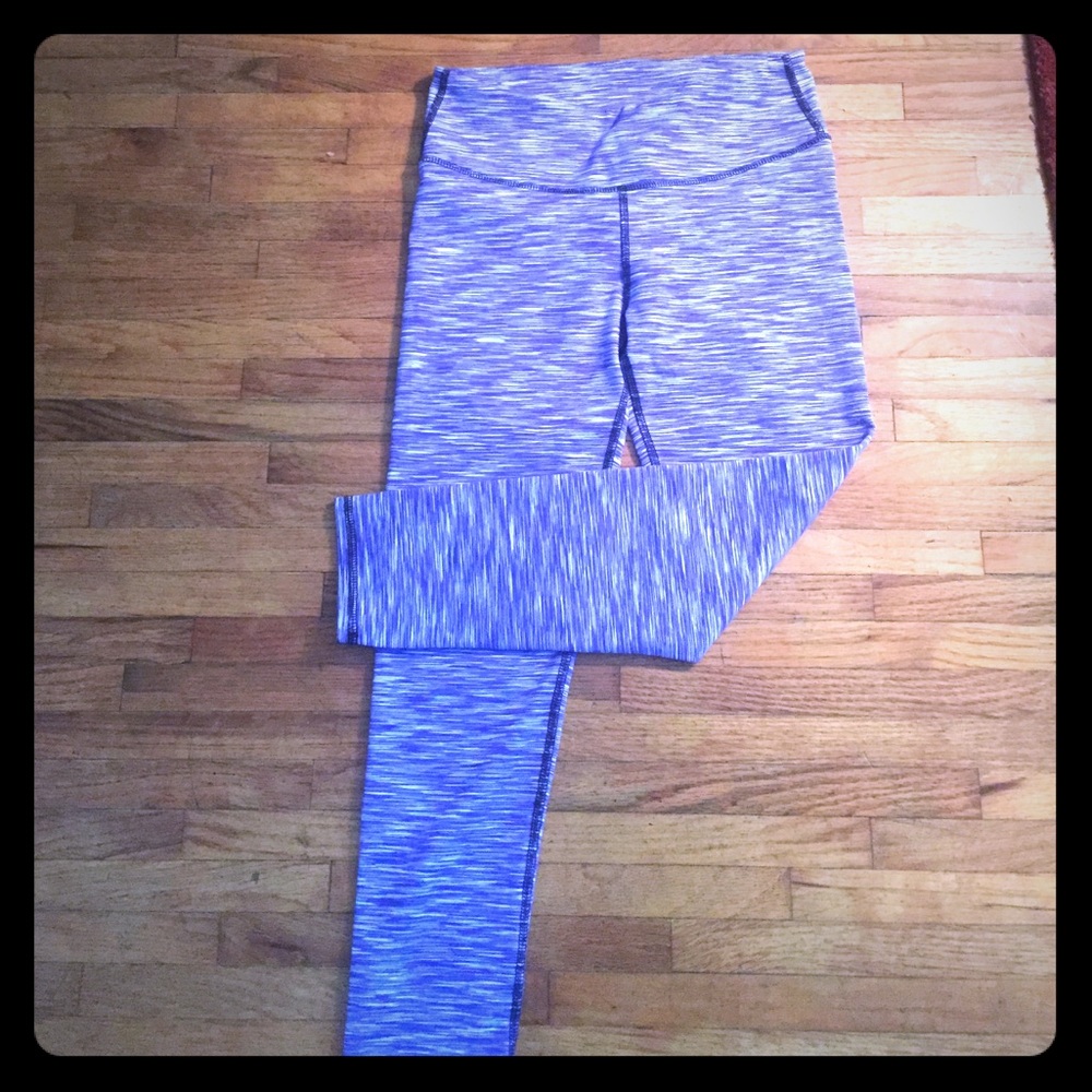 Fabletics Capri size xxs blue pattern